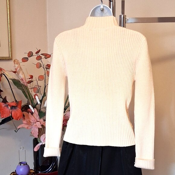 NWT Woman's Yellow One Button Knit Shrug Open Front Cardigan Lightweight Sweater - Picture 3 of 9